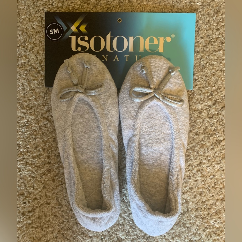 Women’s Small Isotoner Slippers Heather Grey NWT
